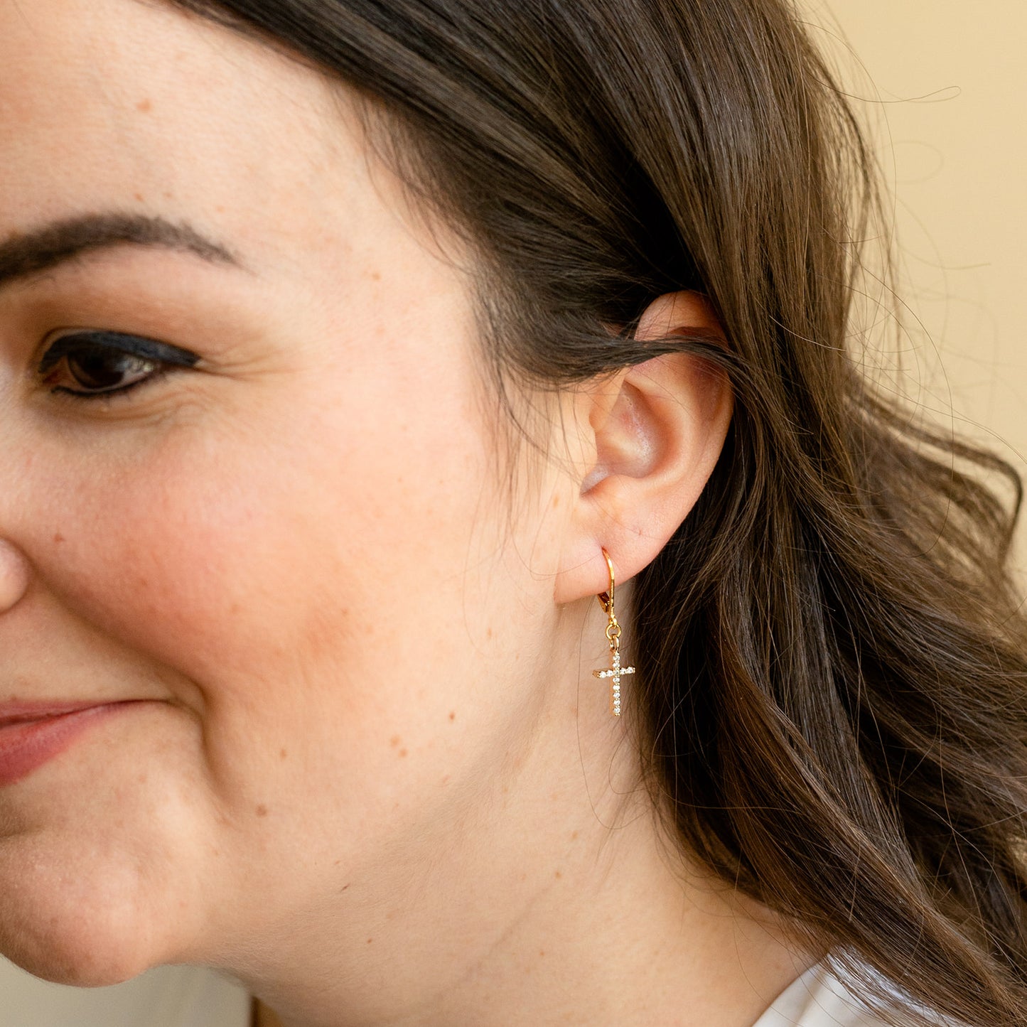 14k Gold Cross Cubic Zirconia Leverback Earring Dangle Religion