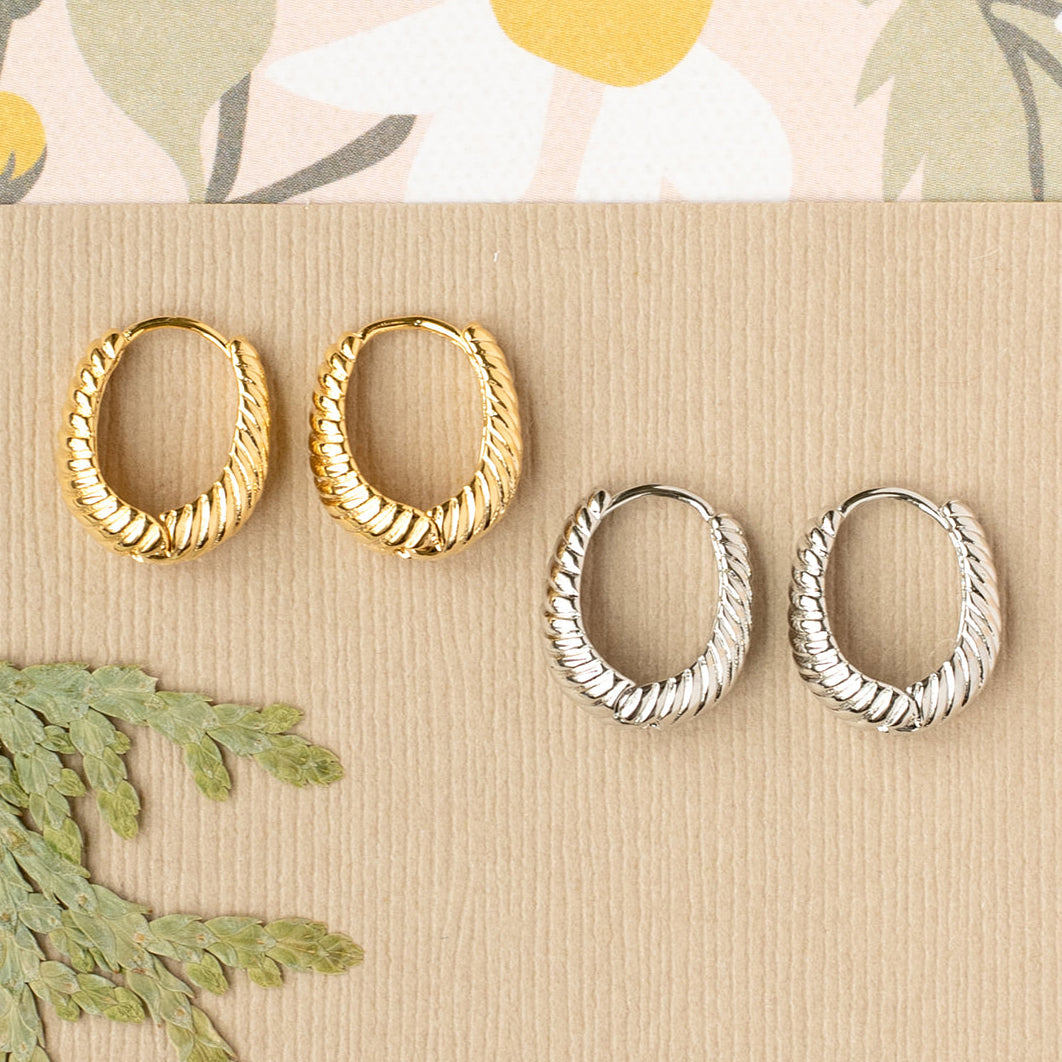 14k Gold Textured Morie Huggie Hoop Earring