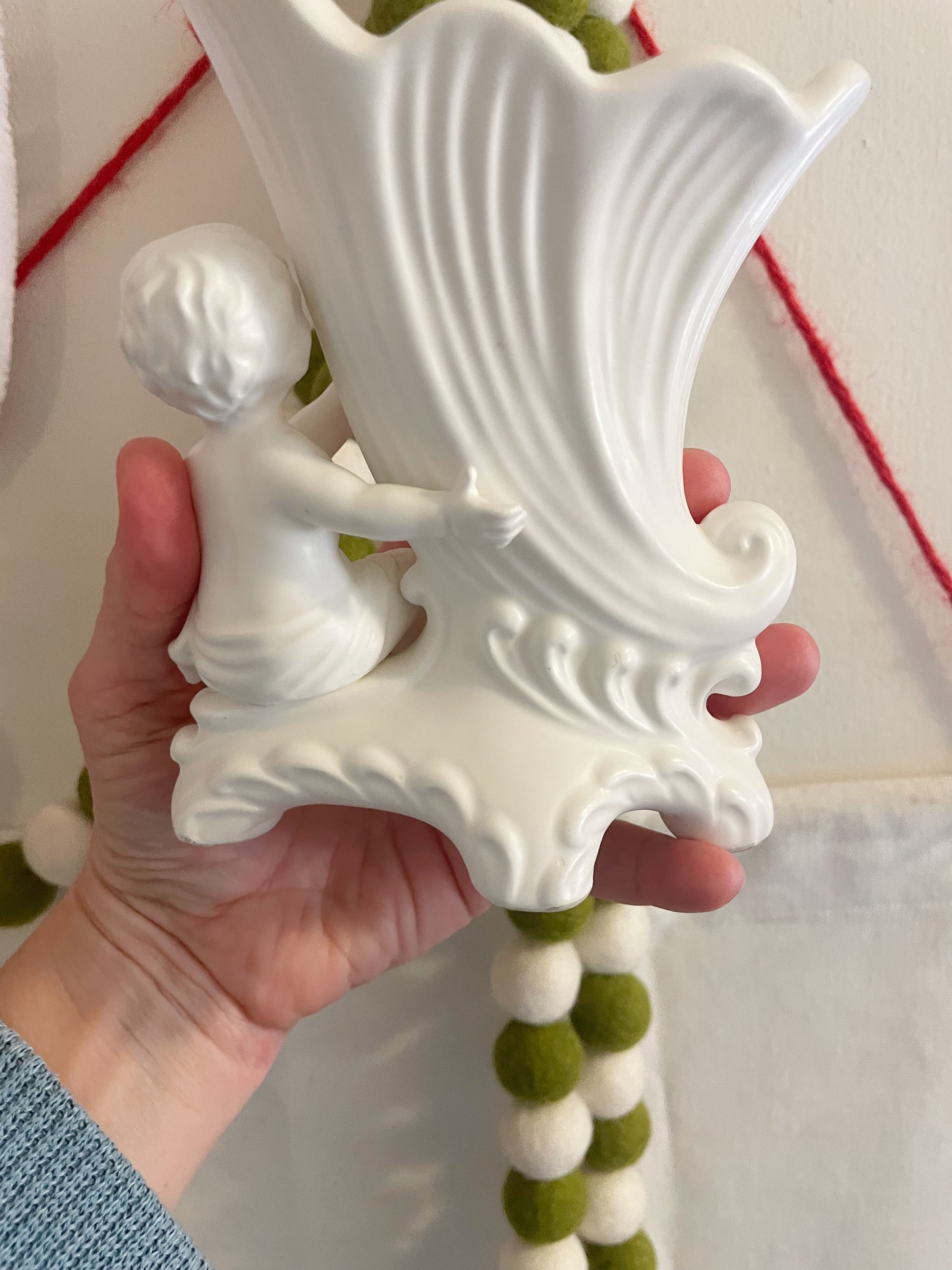 1963 Inarco Cherub Cornucopia Vase/Planter Creamware